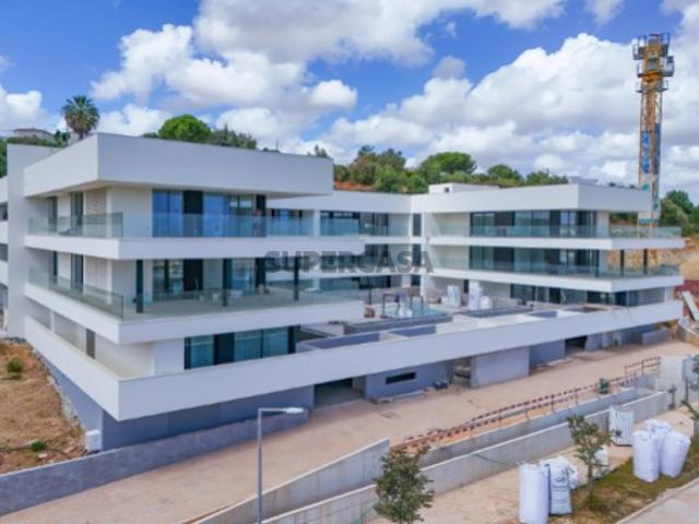 Apartamento T1 novo virado a nascente em Lagos, Algarve