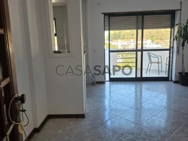 Apartamento T1 para alugar em Almada