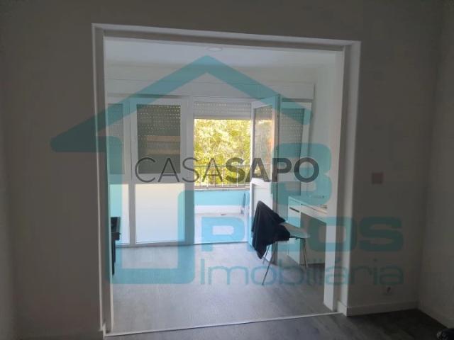 Apartamento T1 para alugar na Amadora