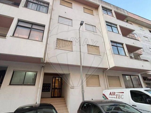 Apartamento T1 para arrendamento