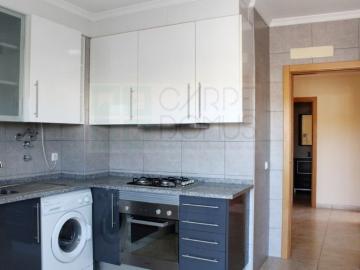 Apartamento T1 para Arrendamento Anual em Tavira Conforto e Tranquilidade
