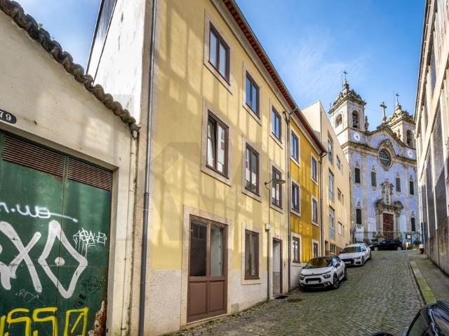 Apartamento T1 para Arrendamento Centro do Porto Construção 2022