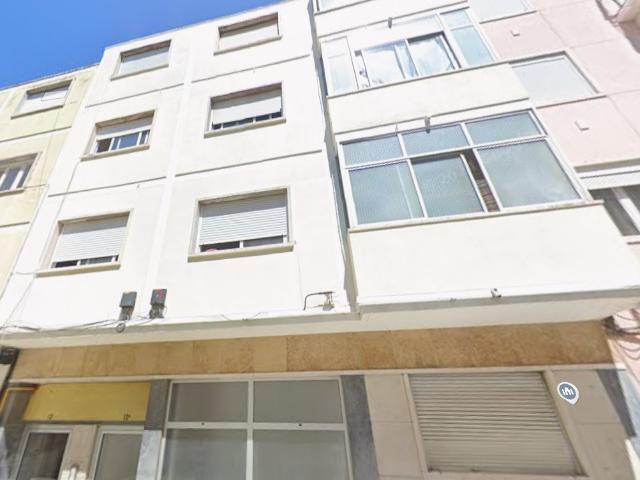 Apartamento T1 para arrendamento em Campolide