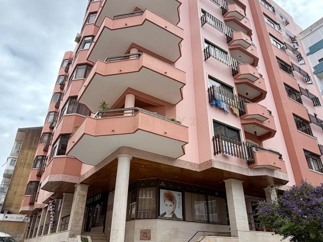 Apartamento T1 para Arrendamento em Monte Abraão, Sintra