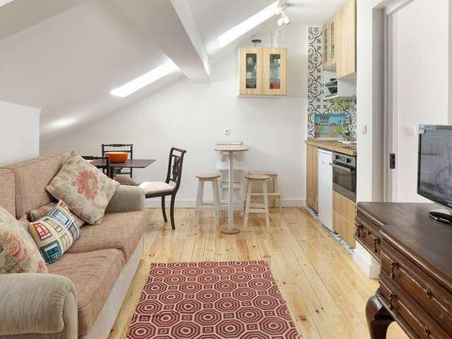 Apartamento T1 para arrendamento na Misericórdia, Lisboa