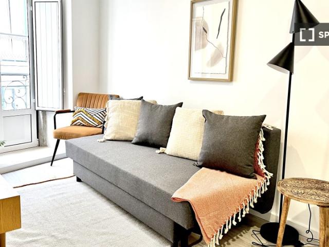 Apartamento T1 para arrendamento na Misericórdia, Lisboa