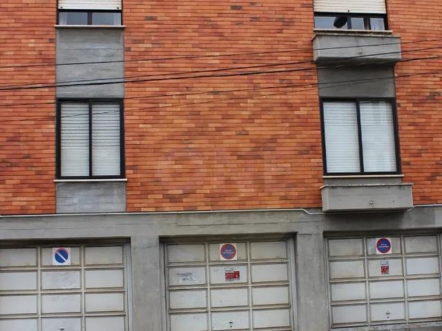 Apartamento T1 para arrendamento na Rua Brigadeiro Correia Cardoso Santo António dos Olivais