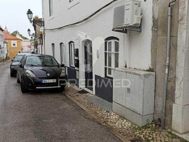 Apartamento t1 para arrendamento renovado aldeia de paio pires