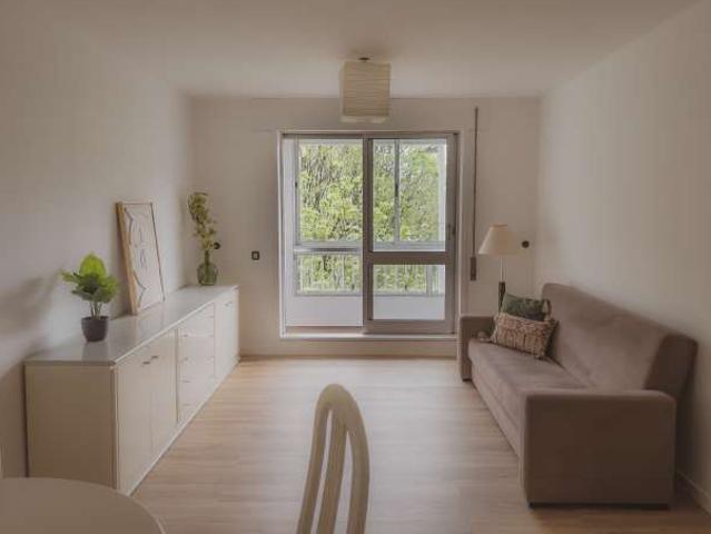 Apartamento T1 para arrendar nas Antas, Porto