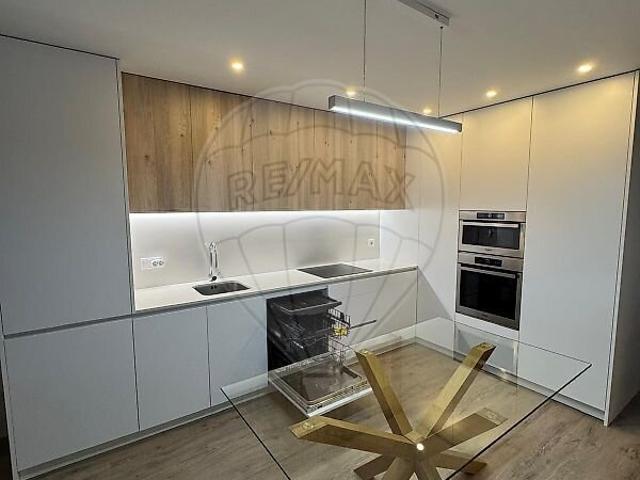 Apartamento T1 para arrendar em Palmeira, Braga RE/MAX Portugal