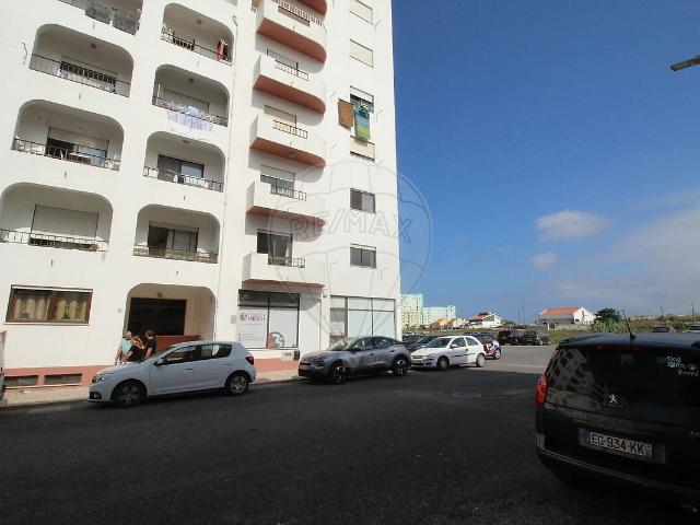Apartamento T1 para arrendar em Peniche, Peniche RE/MAX Portugal