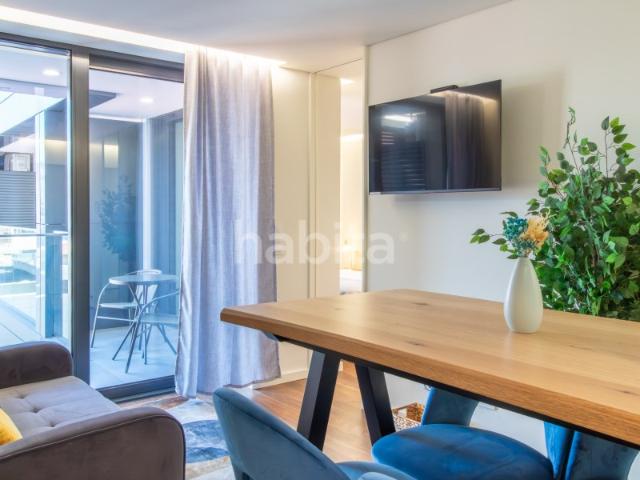 Apartamento T1 para arrendar em Vila Nova de Gaia | 2.º Andar | Mobilado | Garagem