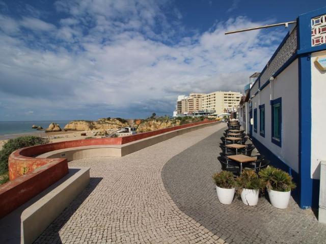 Apartamento T1 para Férias na Praia da Rocha em Portimão