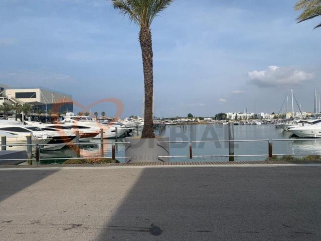 Apartamento T1 para venda, situado na Marina de Vilamoura, A. 66m² Quarteira
