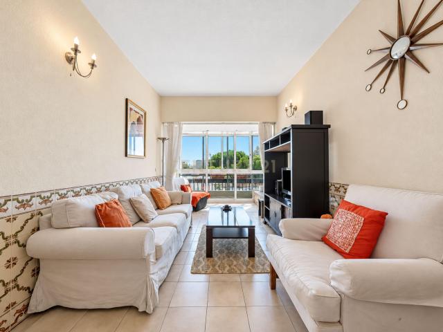 Apartamento T1 próximo da Rua Oura