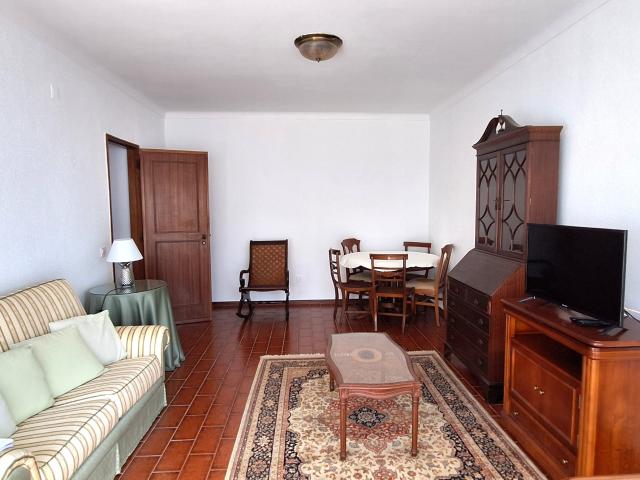 Apartamento T1 Quinta do Marquês