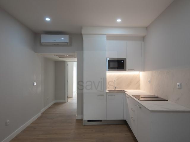 Apartamento T1 remodelado, no Príncipe Real, Lisboa