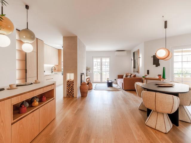 Apartamento T1 Remodelado e Mobilado com Design Contemporâneo, Garagem em condominio