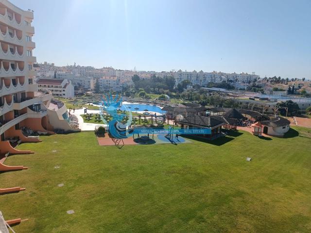 Apartamento T1 remodelado situado no Hotel Paraiso Albufeira. 67m² Albufeira e Olhos de Água