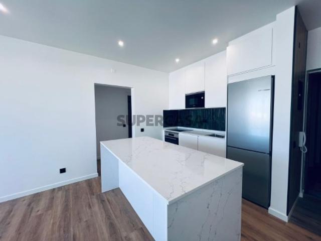 Apartamento T1 Renovado a 100 metros da Praia Quarteira