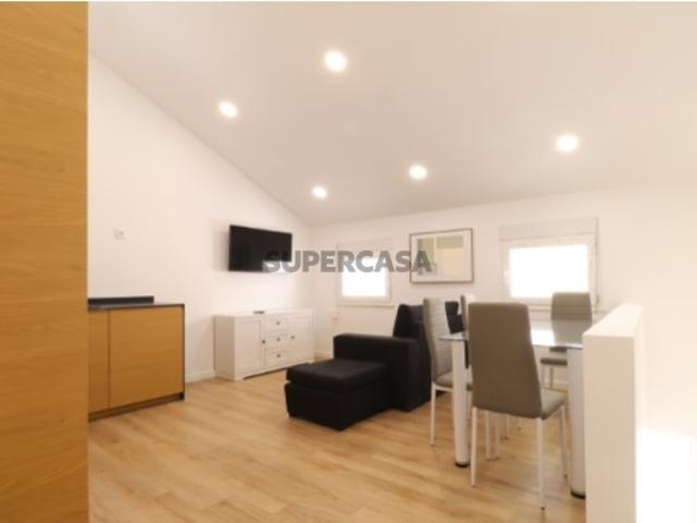 Apartamento T1 Renovado com conforto e modernidade no coração da cidade em Arroios Lisboa