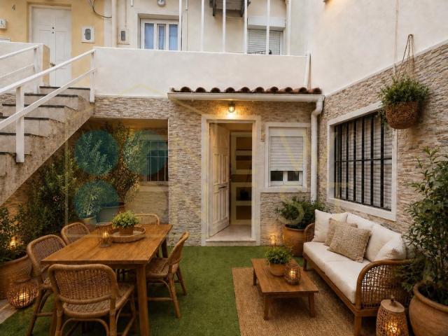 Apartamento T1 renovado com Espaço Exterior no Bairro da Fonte Nova Centro Histórico de Setúbal