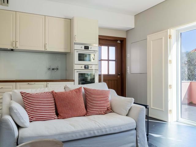 Apartamento T1 renovado com piscina a poucos passos da Marina de Vilamoura