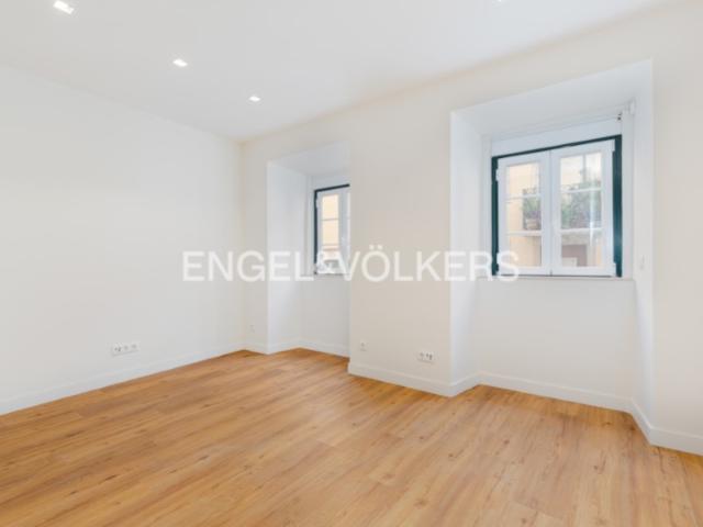 Apartamento T1 Renovado junto à Avenida da Liberdade