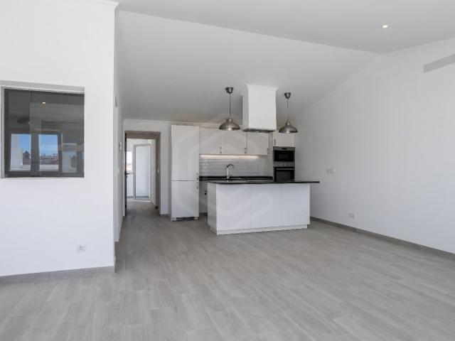 Apartamento T1 Restaurado no Coração de Loulé, Algarve