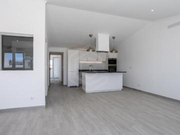 Apartamento T1 Restaurado no Coração de Loulé, Algarve