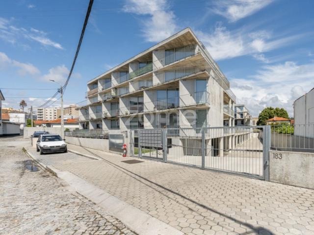 Apartamento T1 semi novo em Vilar do Paraíso, Vila Nova de Gaia