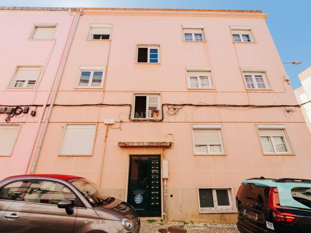 Apartamento T1 situado no Prior Velho, em excelentes condições