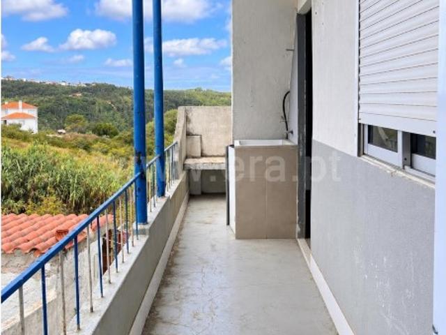 Apartamento T1 Sobral da Abelheira