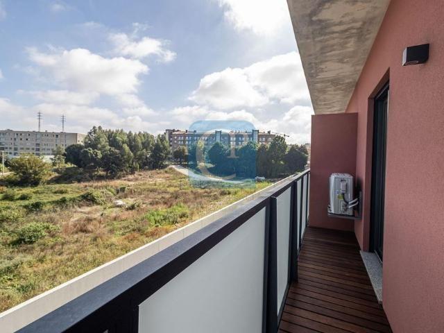Apartamento T1Kit com garagem, em frente ao Hospital São João Asprela Urban