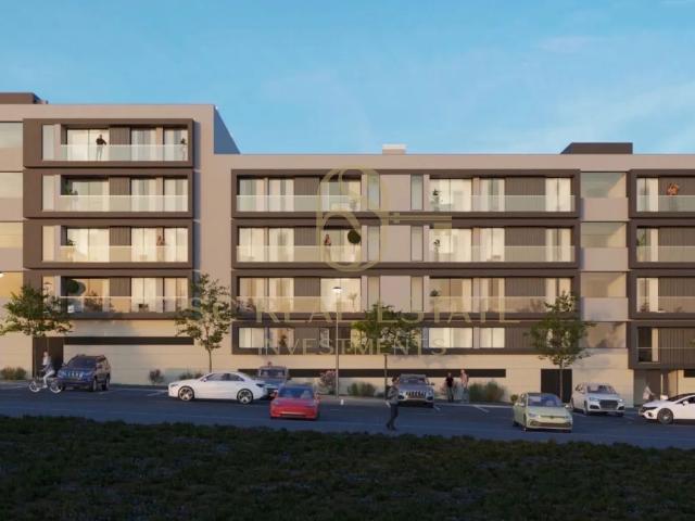 Apartamento T2+1, 2 Suites, Poente, Moreira Maia