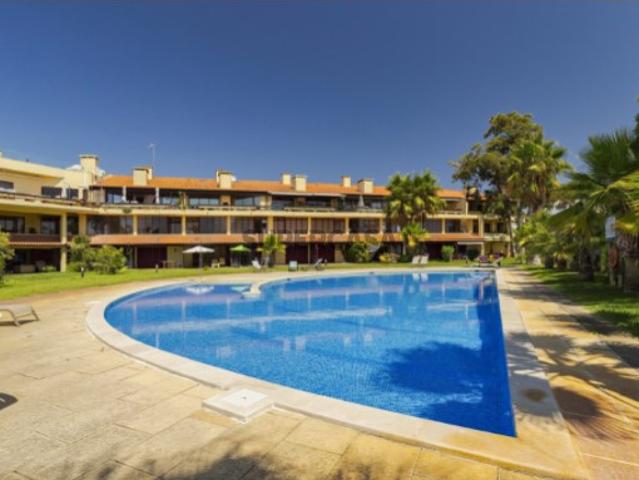 Apartamento T2+1 com Terraço Coberto e Vista para Lago e Piscina | Comporta / Tróia