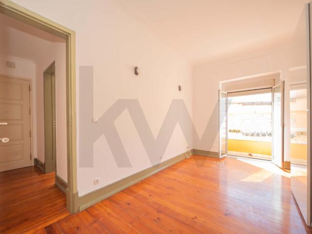 Apartamento T2+1 com 2 Wc´s na Rua Atriz Virgínia, Areeiro