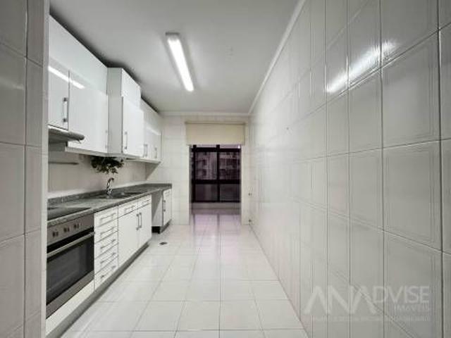 Apartamento T2+1 Arrendamento em Viseu,Viseu