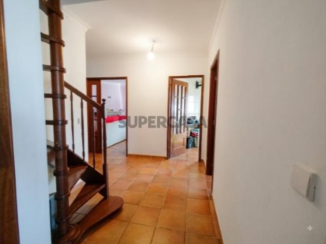 Apartamento T2+1 Duplex com Terraço e Garagem