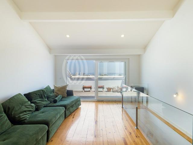 Apartamento T2+1 duplex, com vista cidade e rio, Lisboa 0m² Penha De França