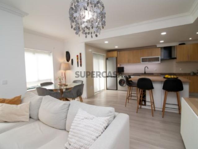 Apartamento T2+1 Duplex com arrecadação Vila Rosa, Alhos Vedros