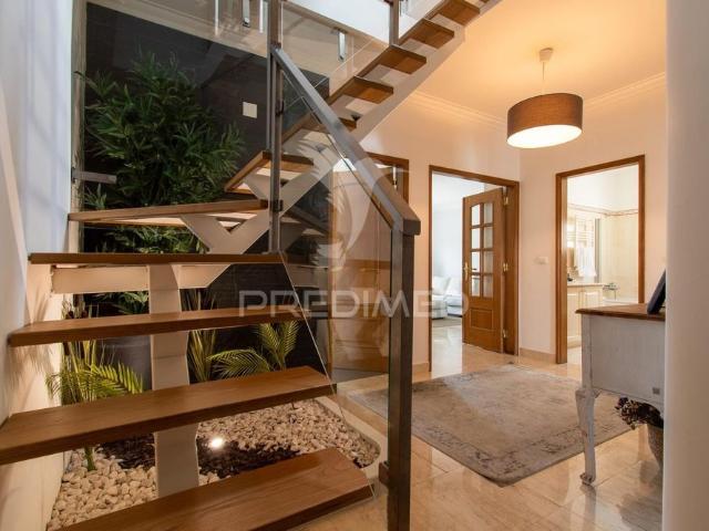 Apartamento t2+1 duplex em condomínio fechado
