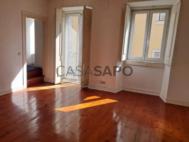 Apartamento T2+1 Duplex para alugar em Lisboa