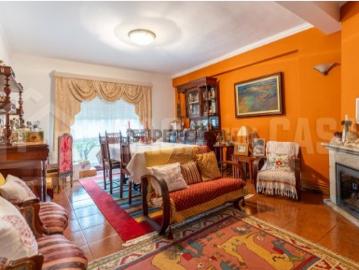 Apartamento T3 Duplex Sto. Estevâo