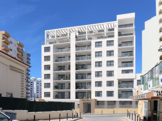 Apartamento T2+1 em condomínio fechado na Praia da Rocha, Po. 107m² Portimão