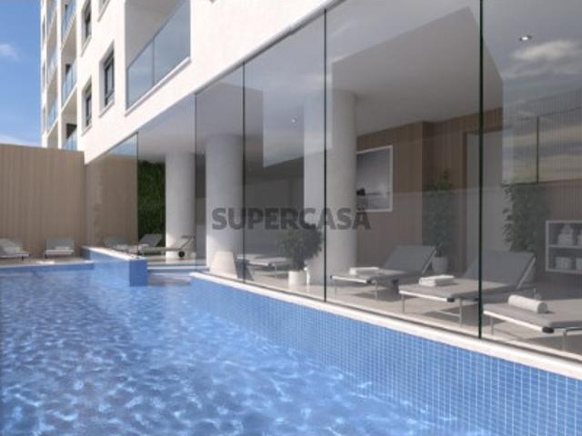 Apartamento T2+1 em condomínio fechado na Praia da Rocha, Portimão, Algarve