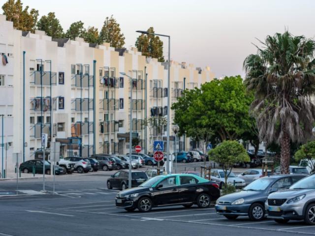 Apartamento T2+1 em Carcavelos