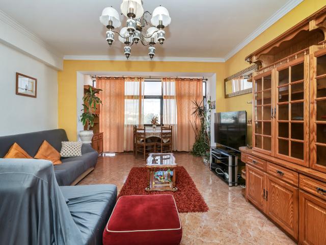 Apartamento T2+1 em Barcarena