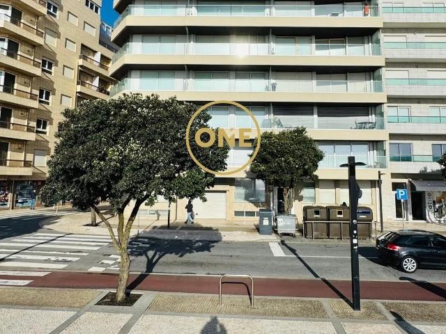 Apartamento T2+1 em frente ao Mar