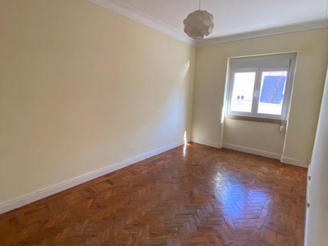 Apartamento T2+1 em Lisboa